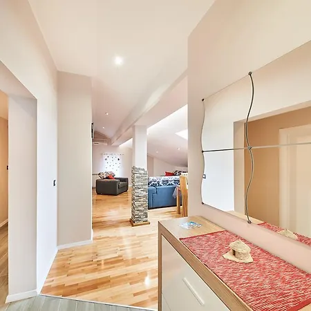 Alto Apartments Umag Buitenkant foto